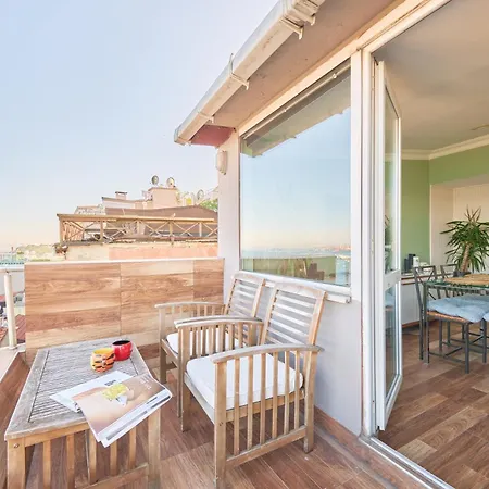 Deluxe Duplex W 210 Bosphorus View In Cihangir Istanbul