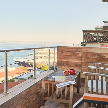 Appartement Deluxe Duplex W 210 Bosphorus View In Cihangir *