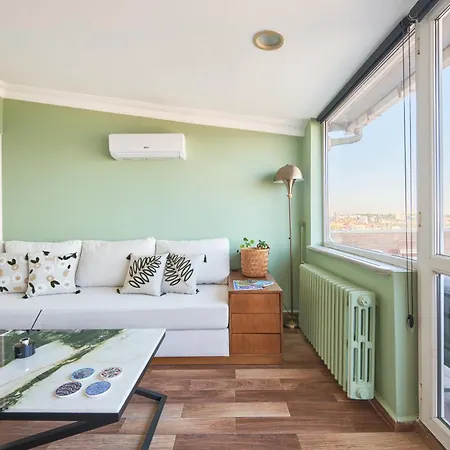 Deluxe Duplex W 210 Bosphorus View In Cihangir Lejlighed
