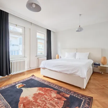Lejlighed Deluxe Duplex W 210 Bosphorus View In Cihangir *