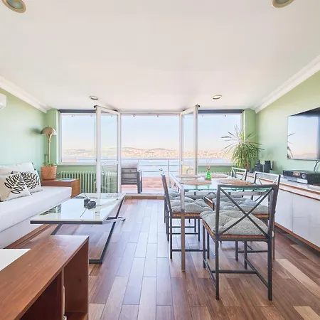 Deluxe Duplex W 210 Bosphorus View In Cihangir Lejlighed *