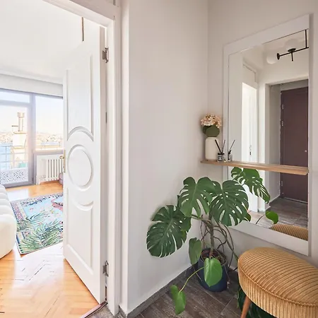 Deluxe Duplex W 210 Bosphorus View In Cihangir *